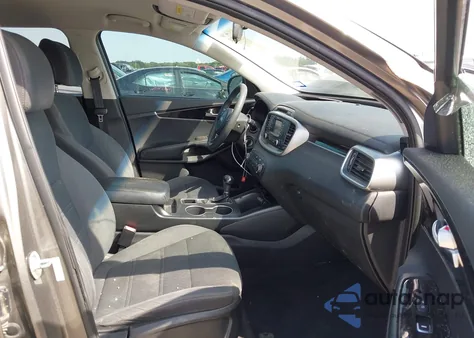 2017 Kia Sorento 2.4L Lx из США, поврежденный, VIN 5XYPG4A3XHG287038